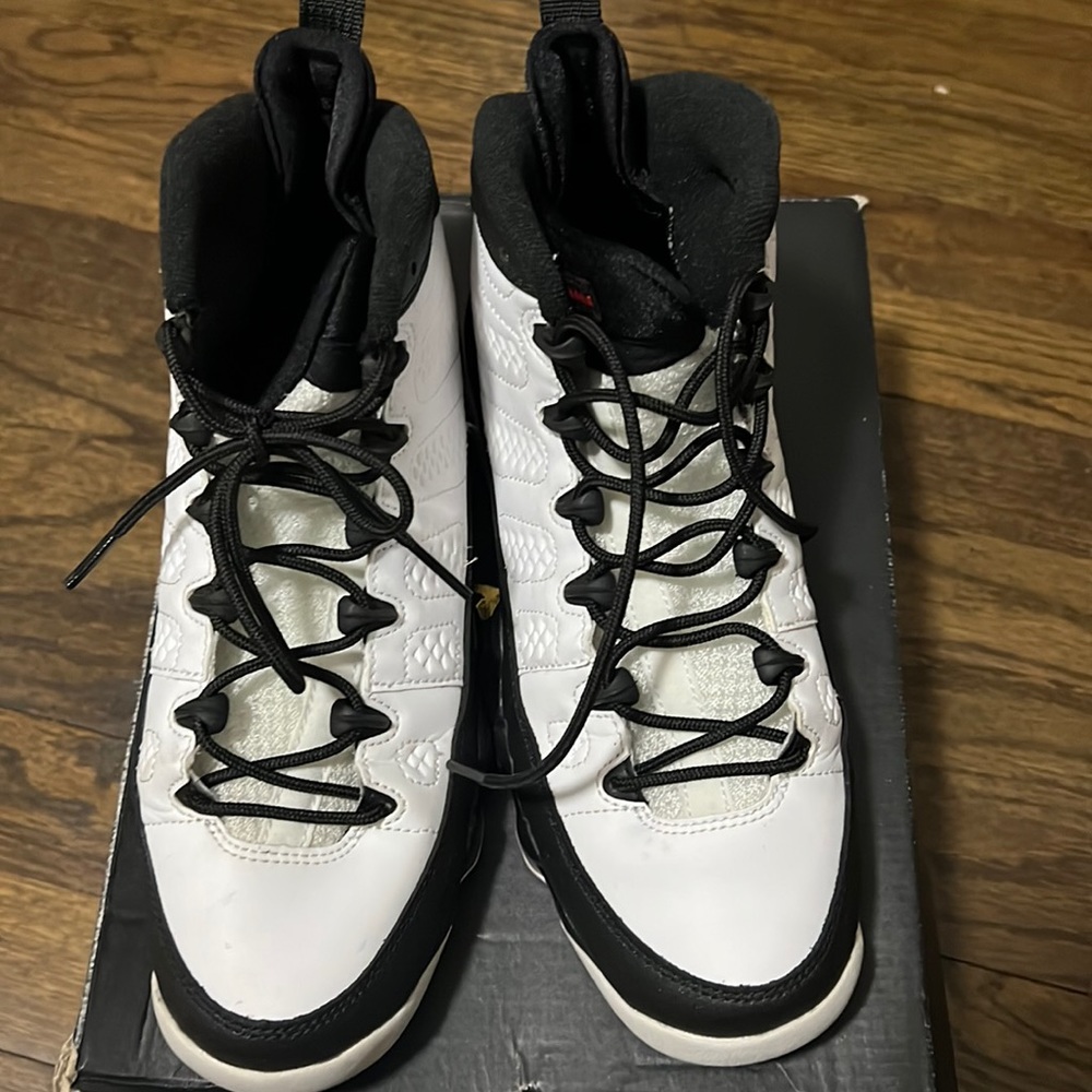 Air Jordan 9 Retro BG